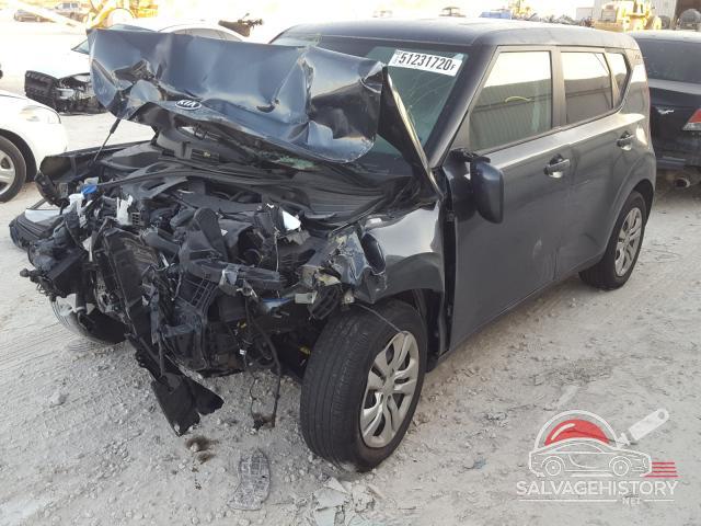 KNDJ23AU0L7008631 2020 KIA SOUL photo no. 2
