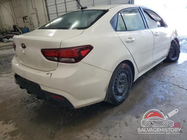 3KPA24AD7LE320452 2020 KIA RIO photo no. 3