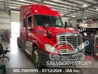 3AKJGLDR3JSHW5150 2018 FREIGHTLINER CASCADIA 125 photo no. 2