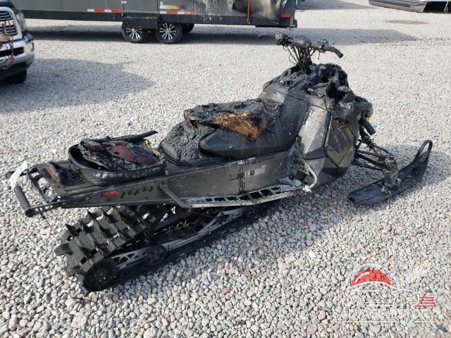 SN1EEC8P7JC176373 2018 POLA SNOWMOBILE photo no. 4