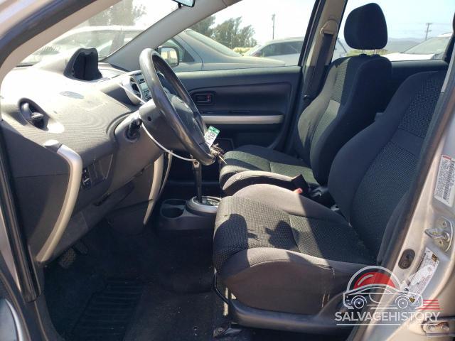 JTKKT624240051453 2004 TOYOTA SCION photo no. 7