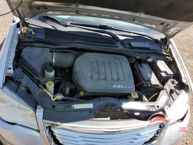 2A4RR6DG4BR705233 2011 CHRYSLER MINIVAN photo no. 11