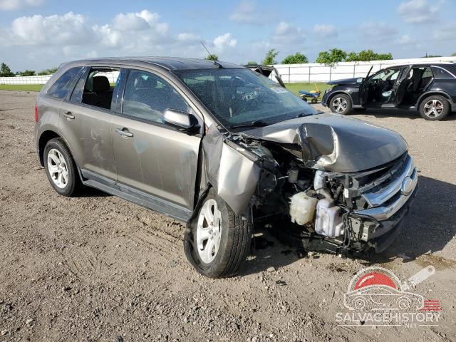 2FMDK3J97DBE19604 2013 FORD EDGE photo no. 4
