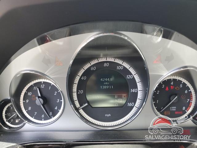 WDDHF5GB8AA029396 2010 MERCEDES-BENZ E-CLASS photo no. 9