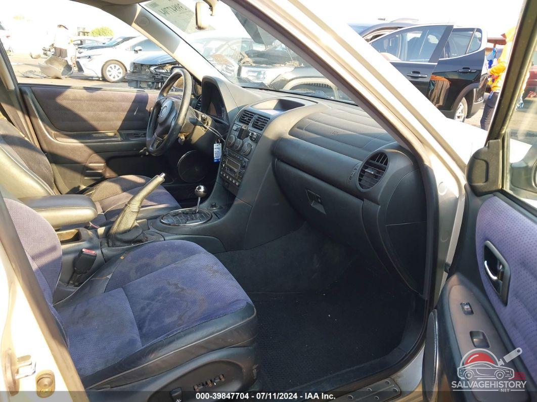 JTHBD192320038525 2002 LEXUS IS 300 photo no. 5