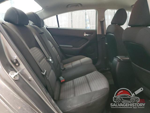 KNAFX4A82G5529400 2016 KIA FORTE photo no. 10