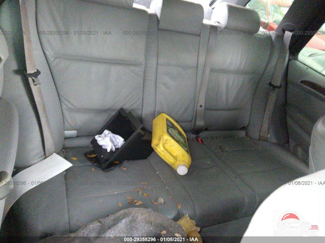 5UXFA13504LU29789 2004 BMW X5 photo no. 8