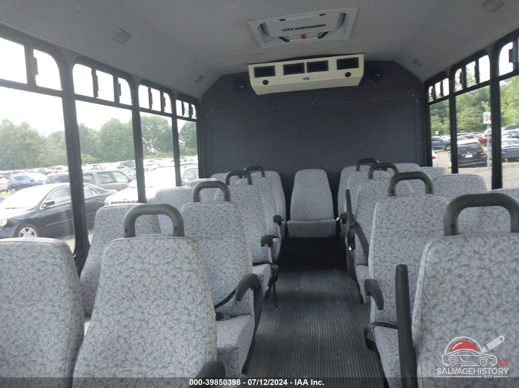1FDFE4FS6CDB18882 2012 FORD E-450 CUTAWAY photo no. 6