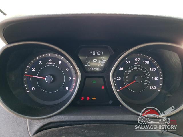 5NPDH4AE0FH596685 2015 HYUNDAI ELANTRA photo no. 9