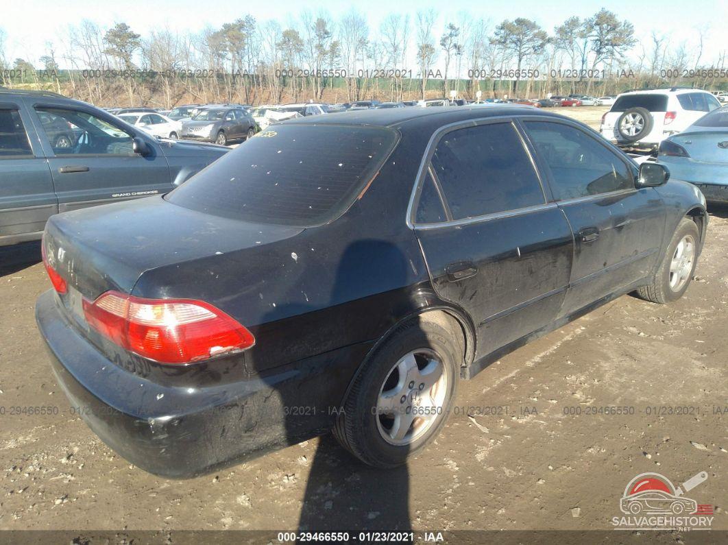 1HGCG1654XA028083 1999 HONDA ACCORD SDN photo no. 4
