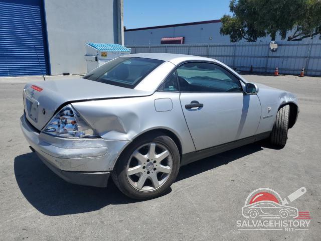 WDBKK47F1YF159153 2000 MERCEDES-BENZ SLK-CLASS photo no. 3