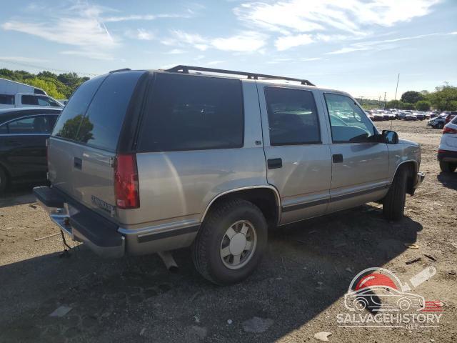 1GNEC13R2XJ502114 1999 CHEVROLET TAHOE photo no. 3