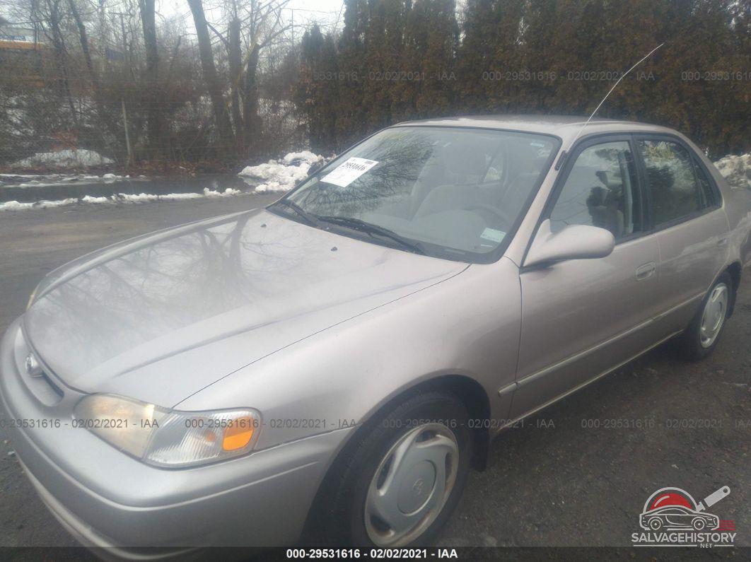 1NXBR18E1WZ038435 1998 TOYOTA COROLLA photo no. 2