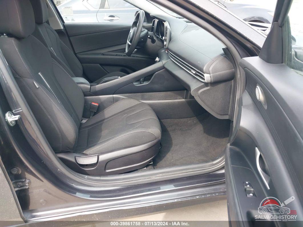 5NPLM4AG6MH045070 2021 HYUNDAI ELANTRA photo no. 5