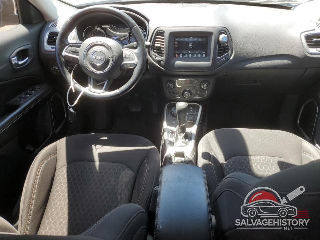 3C4NJDAB9KT825874 2019 JEEP COMPASS photo no. 8