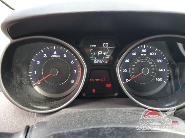 5NPDH4AEXFH573043 2015 HYUNDAI ELANTRA photo no. 9