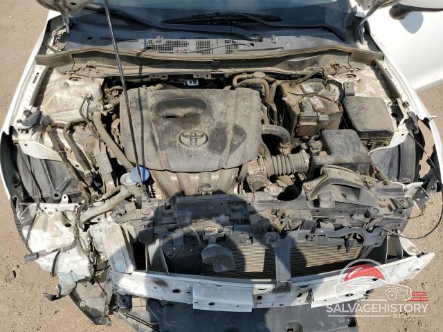 3MYDLBYV1HY192374 2017 TOYOTA YARIS photo no. 11
