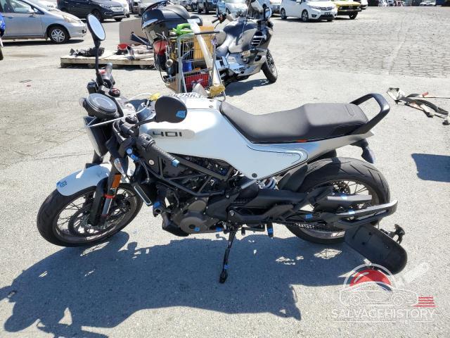 MD2JUJ406PC220545 2023 HUSQVARNA VITPILEN 4 photo no. 3