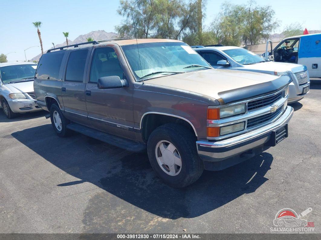 1GKFK16R5VJ718343 1997 GMC SUBURBAN 1500 photo no. 1