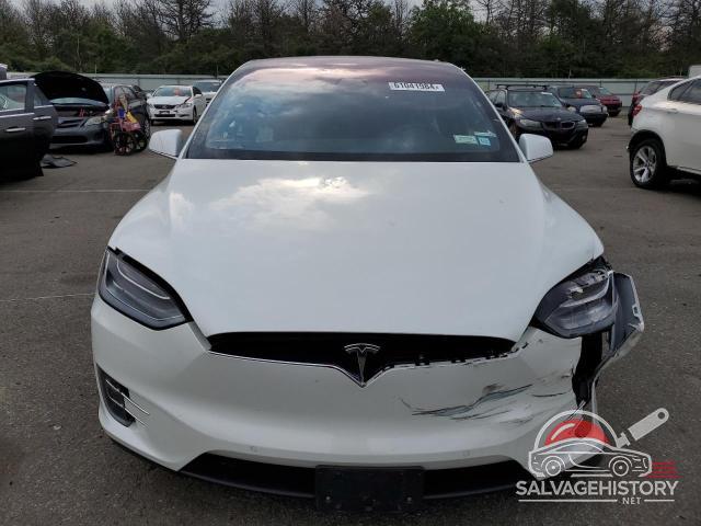 5YJXCDE21KF195716 2019 TESLA MODEL X photo no. 5