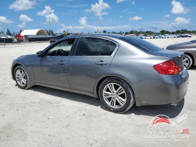JN1CV6AP0FM500693 2015 INFINITI Q40 photo no. 2