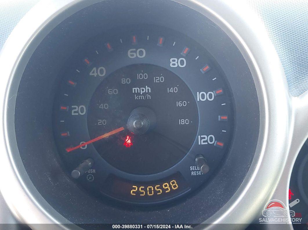 5J6YH28654L005791 2004 HONDA ELEMENT photo no. 7