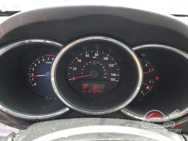 5XYKUDA2XBG034786 2011 KIA SORENTO photo no. 9