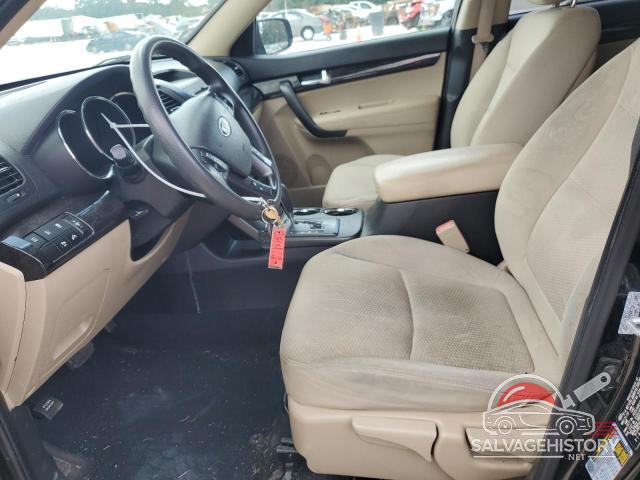 5XYKT3A12BG044684 2011 KIA SORENTO photo no. 7