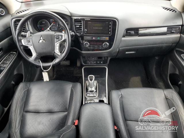 JA4J24A54JZ069801 2018 MITSUBISHI OUTLANDER photo no. 8
