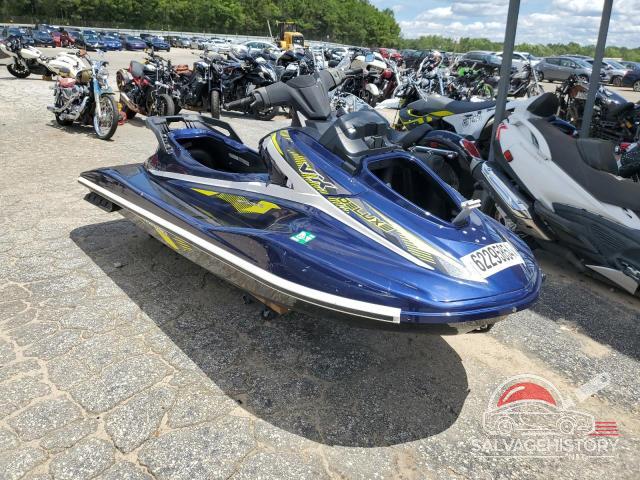 YAMA3997J617 2017 YAMAHA VX DELUXED photo no. 1