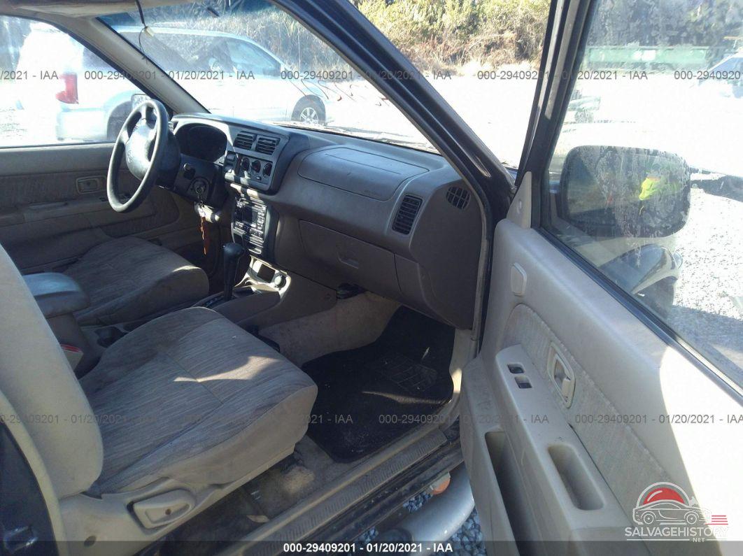 1N6ED27T5YC303868 2000 NISSAN FRONTIER 2WD photo no. 5