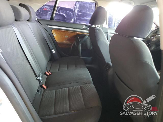 3VWJZ7AJ3AM003142 2010 VOLKSWAGEN JETTA photo no. 10
