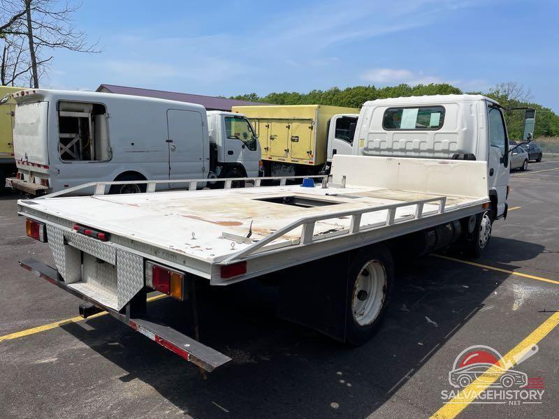JALE5B14047902471 2004 ISUZU NQR photo no. 10