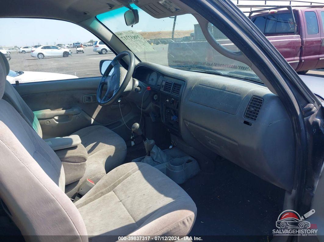 5TEWM72N71Z720624 2001 TOYOTA TACOMA photo no. 5