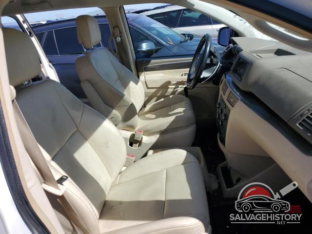 2V4RW3D1XAR354096 2010 VOLKSWAGEN ROUTAN photo no. 7