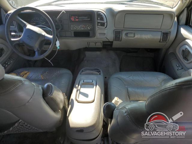 1GNEC13R2XJ502114 1999 CHEVROLET TAHOE photo no. 8