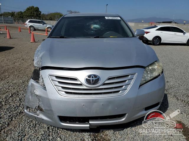 4T4BE46KX8R033975 2008 TOYOTA CAMRY photo no. 5