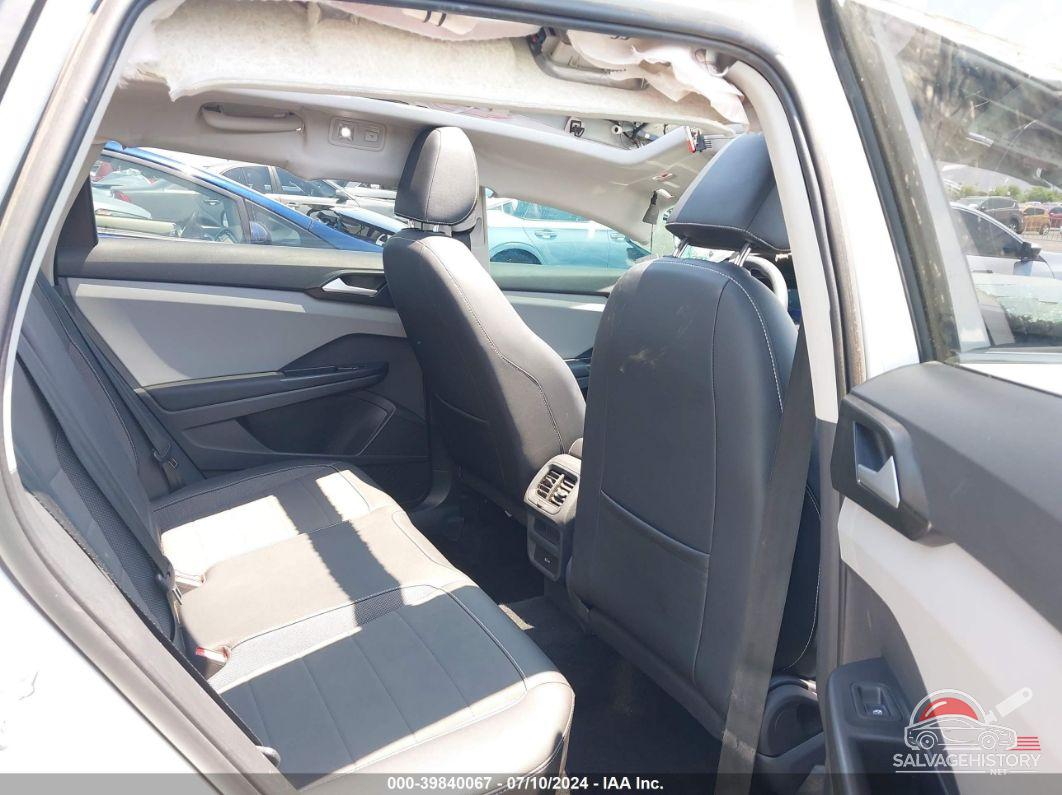 3VVTX7B21NM044479 2022 VOLKSWAGEN TAOS photo no. 8