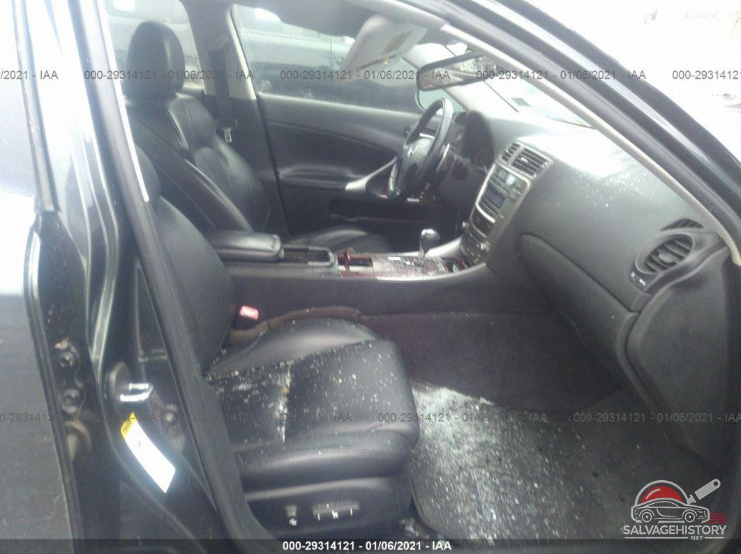 JTHCK262062007215 2006 LEXUS IS 250 photo no. 5