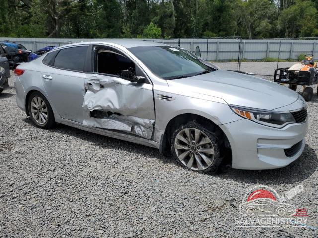 5XXGT4L38JG253814 2018 KIA OPTIMA photo no. 4