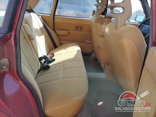 YV1AX8846G1184073 1986 VOLVO 244 photo no. 10