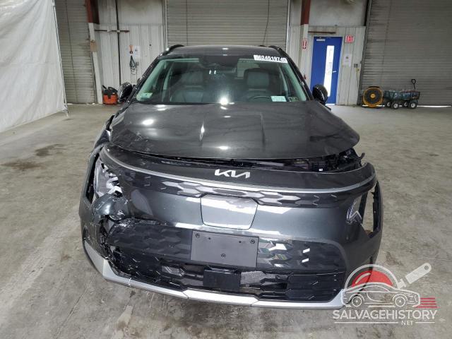 KNDCR3L12P5048413 2023 KIA NIRO WIND photo no. 5