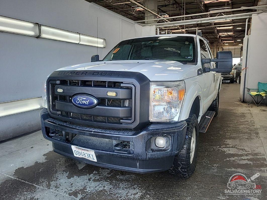 1FT7X2B69FEA48339 2015 FORD F250 photo no. 2