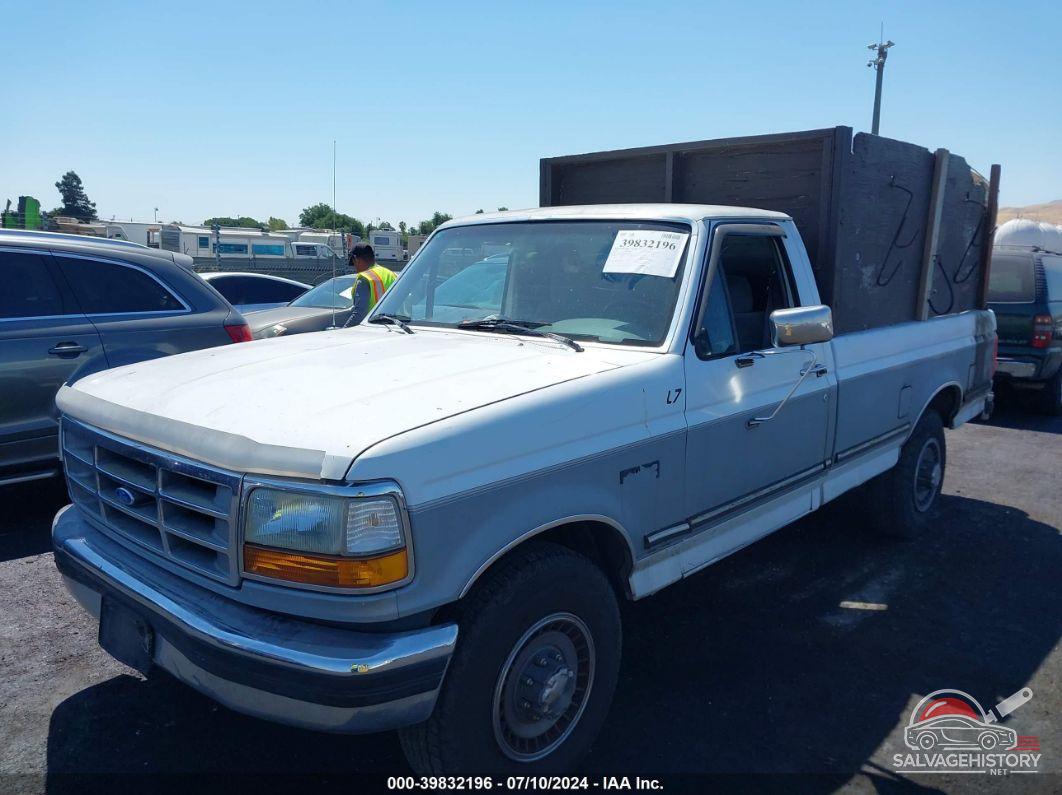 2FTHF25H6RCA34297 1994 FORD F250 photo no. 2