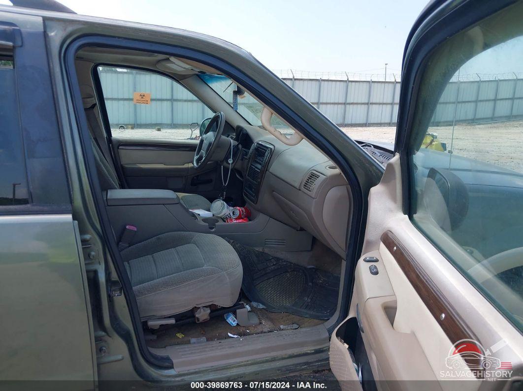 1FMDU74E22ZA78651 2002 FORD EXPLORER photo no. 5
