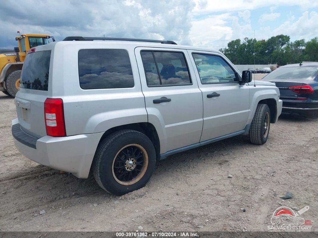 1J8FF28WX8D543575 2008 JEEP PATRIOT photo no. 4