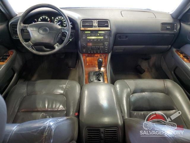JT8BH28F7W0105339 1998 LEXUS LS400 photo no. 8