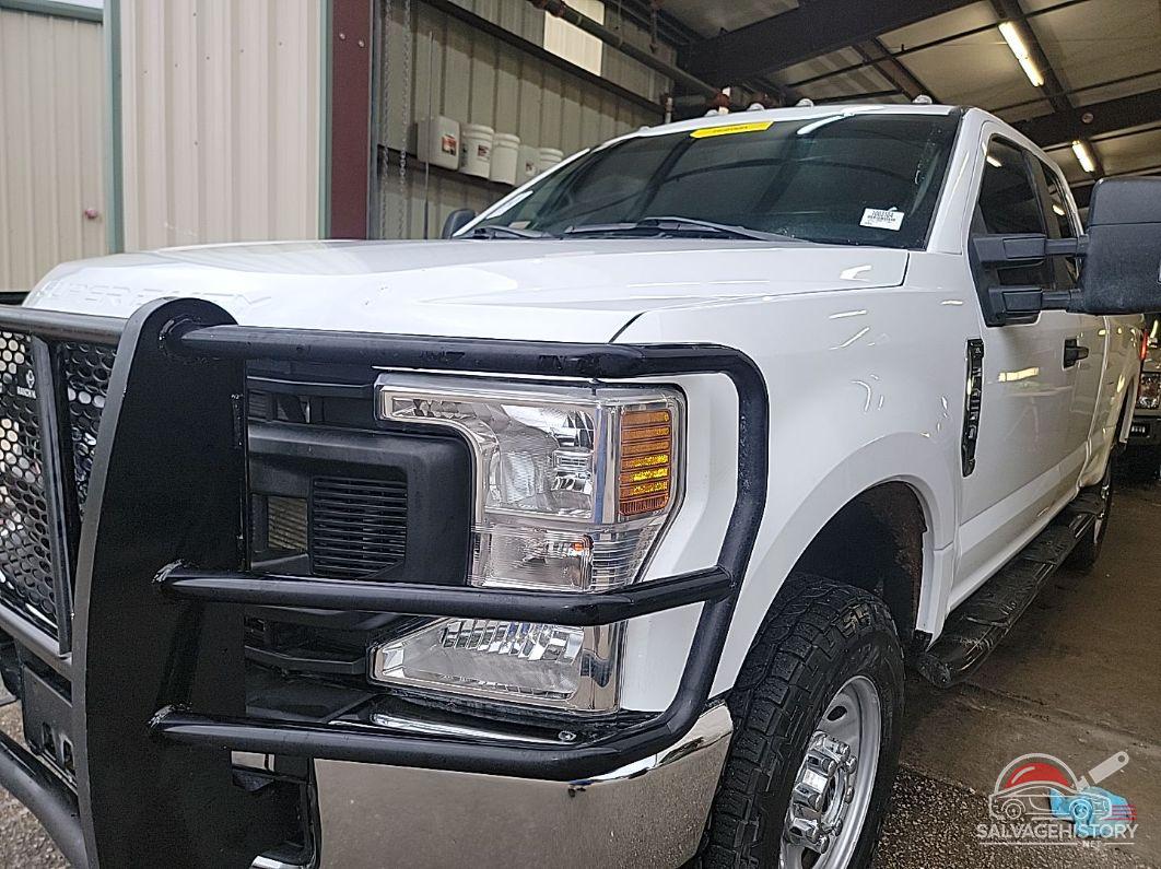 1FT7X2B68NEE58175 2022 FORD F-250 photo no. 9