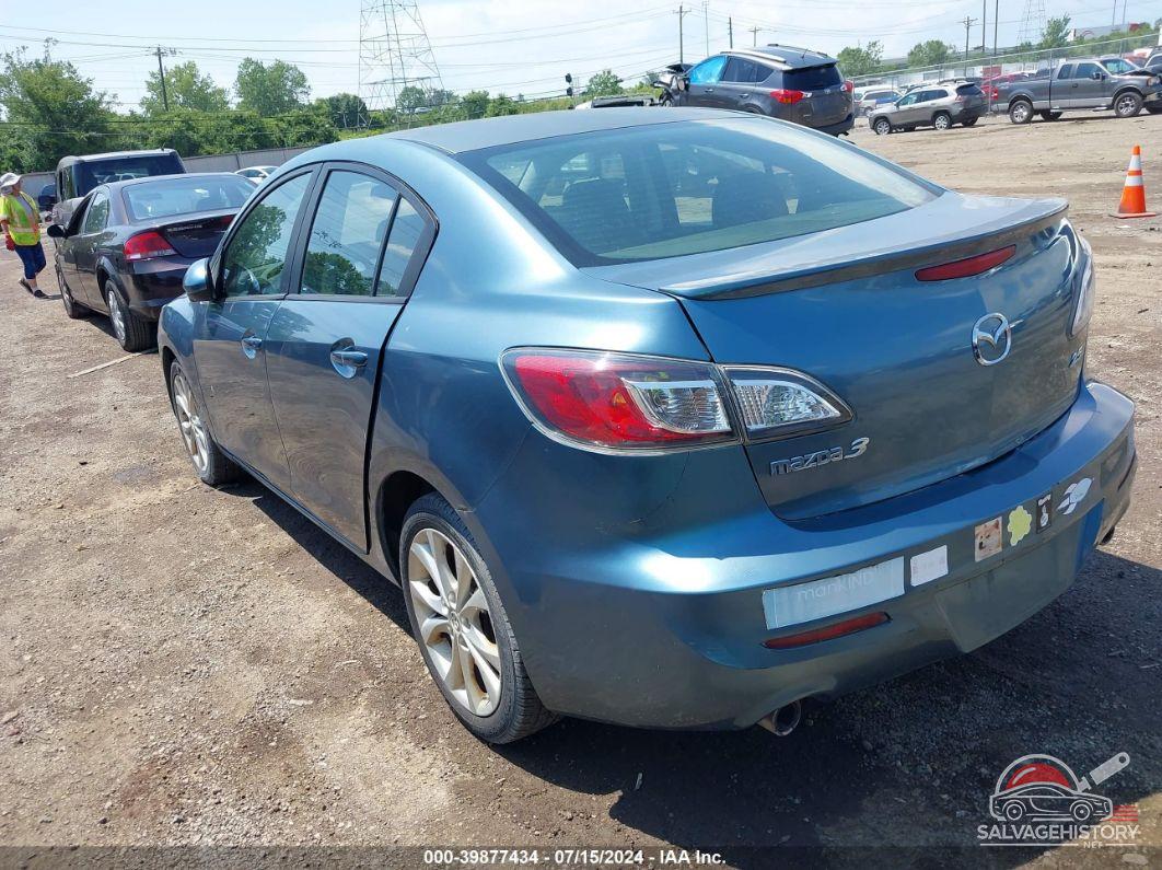 JM1BL1W60B1367172 2011 MAZDA MAZDA3 photo no. 3