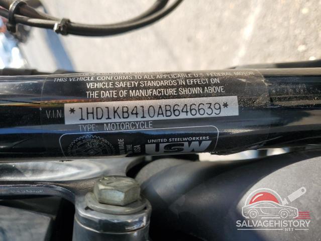1HD1KB410AB646639 2010 HARLEY-DAVIDSON FL photo no. 8